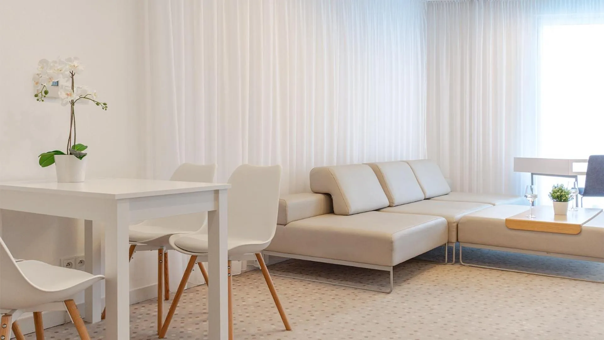 Apartment Vacationclub - Ultra Marine Apartament 53 Kolobrzeg